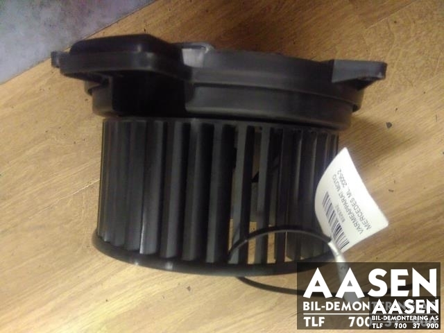 Varmeapparat motor til Mercedes ML 2005-2011 (W164) (W164) (VALEO|A1648350007|)