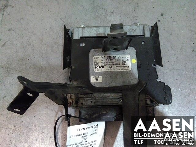 Styreenhet motor til Mercedes ML 2005-2011 (W164) (W164) (BOSCH|A6421505477|0281013943|)