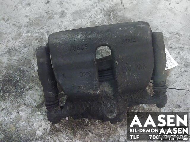 Bremsecaliper venstre foran til VW Caddy, 2015-2020 (Type III, Fase 3)  (TRW|8V0 615 123 D)