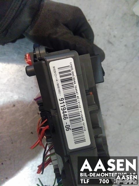 Sikringsboks kupe til BMW X1 2009-2015 (E84) (E84) (61 14 9 119 445|)
