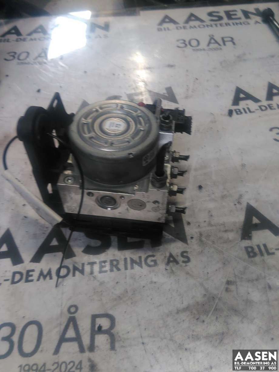 ABS sentral til VW Touran 2015-2021 (Type II) (5Q0 614 517 DA|)