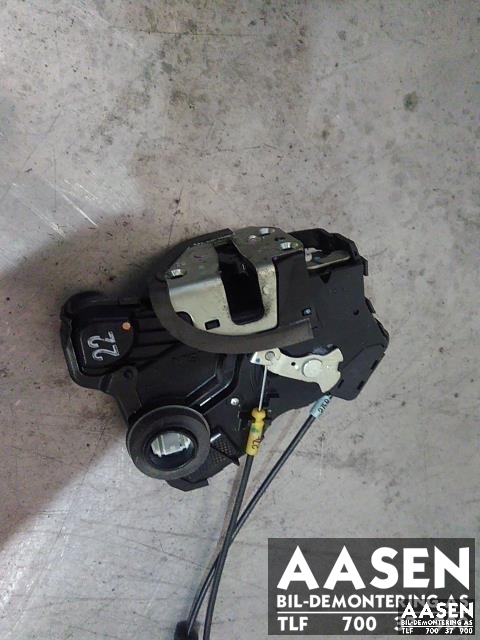 Låsekasse høyre foran til Toyota Hilux, 2006-2011  