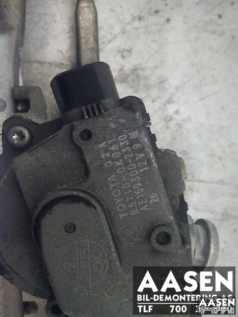 Viskermotor frontrute til Toyota Hilux 2006-2011 (85110-0K061|)