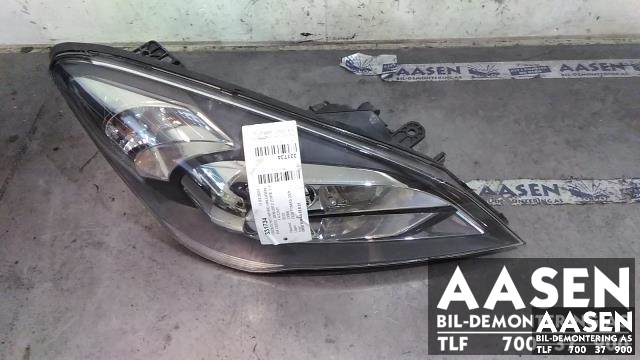 Frontlykt høyre halogen til Kia Cee