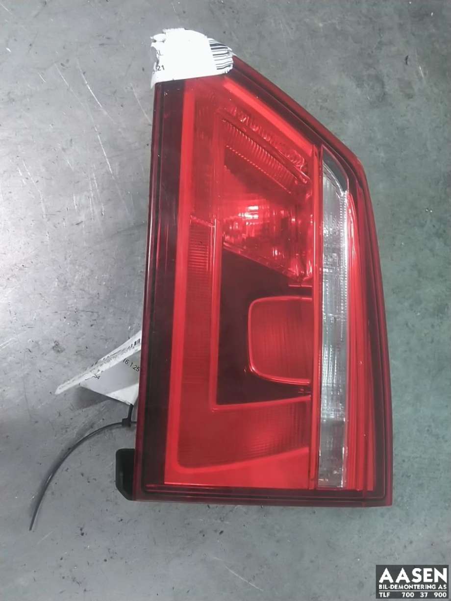 Baklykt høyre indre til VW Golf Sportsvan, 2014-2018 (510 945 094 M)
