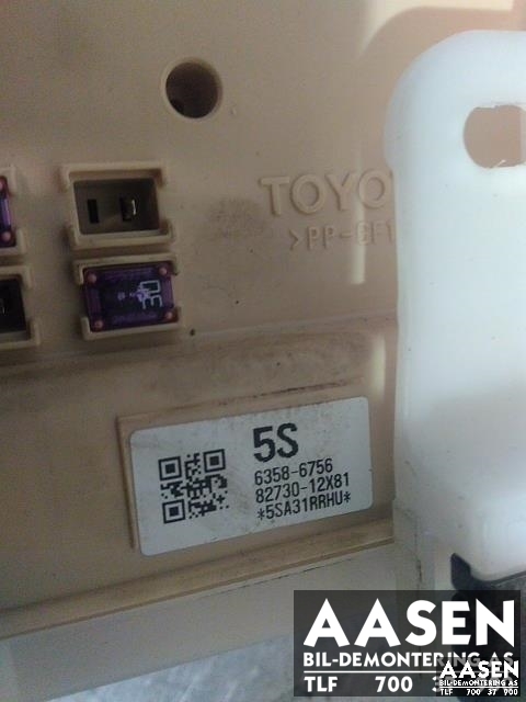 Sikringsboks til Toyota Auris 2015-2019 (Type II, Fase 2)  (82730-12X81|8273012X80|)