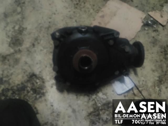 Kardang klokke foran til BMW X3 2003-2006 (Fase 1) (E83) (E83) (31 50 7 500 793|)