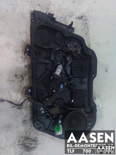 Ruteheis høyre foran til Volvo V60 2010-2013 (Type I, Fase 1) (31440786|31253062|)
