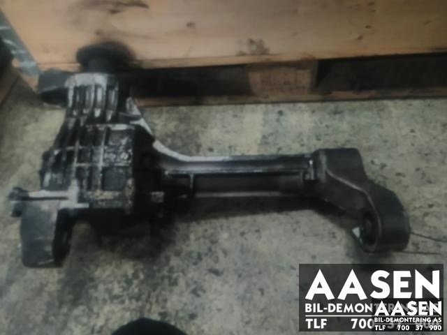 Kardang klokke foran til Nissan Pathfinder 2005-2010 (Fase 1) (R51) (R51) (38500EA400|)