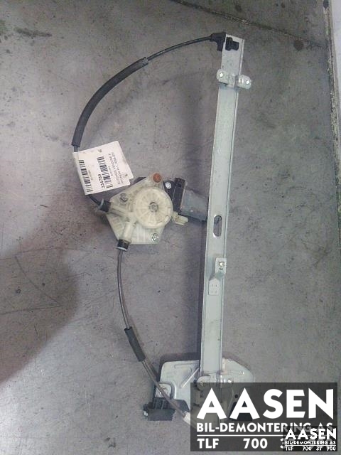Ruteheis venstre foran til Hyundai H-1, 2008-2012 (Type II, Fase 1) (82403 4H010)