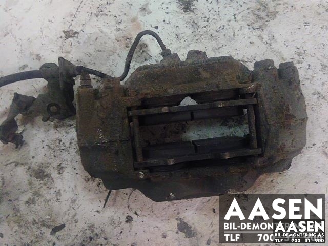 Bremsecaliper venstre foran til Toyota Land Cruiser 120, 2002-2009  (4775060261)