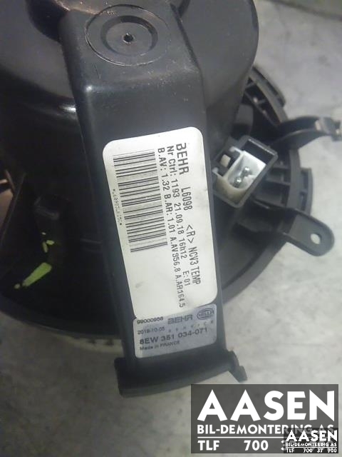 Varmeapparat motor til Mercedes Sprinter 2006-2013 (Fase 1) (906) (906) (A 000 835 61 07|)