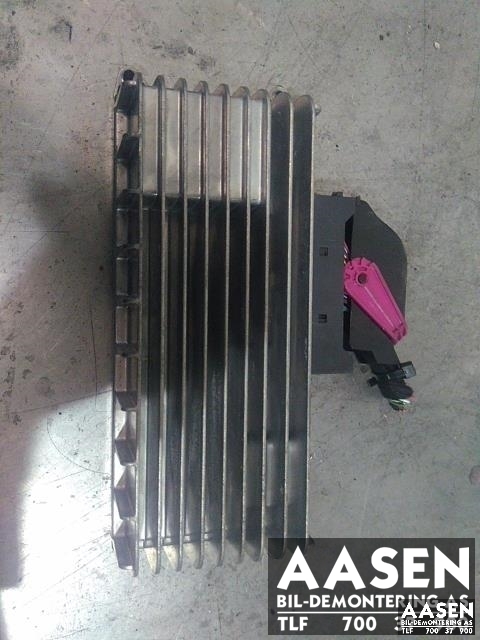 Bilstereo forsterker til Audi A6, 2005-2008 (Type III, Fase 1) (C6) (C6) (4F0 910 223 K)