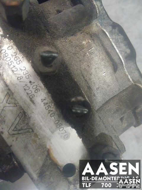 ABS sentral til Toyota Avensis 2009-2015 (Type III, Fase 1)  (BOSCH|44540-05070|)