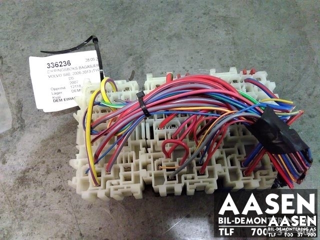 Sikringsboks bagasjerom til Volvo S80 2006-2013 (Type II, Fase 1)  