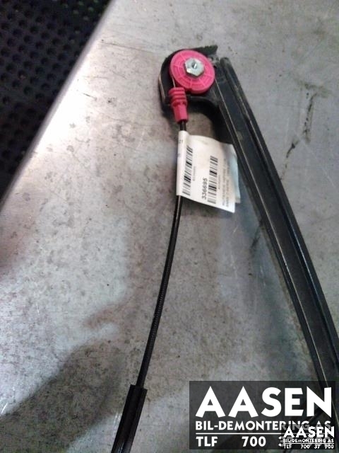 Ruteheis høyre foran til BMW 7-Serie 1993-2001 (E38) (E38) (51 33 8 125 202|)