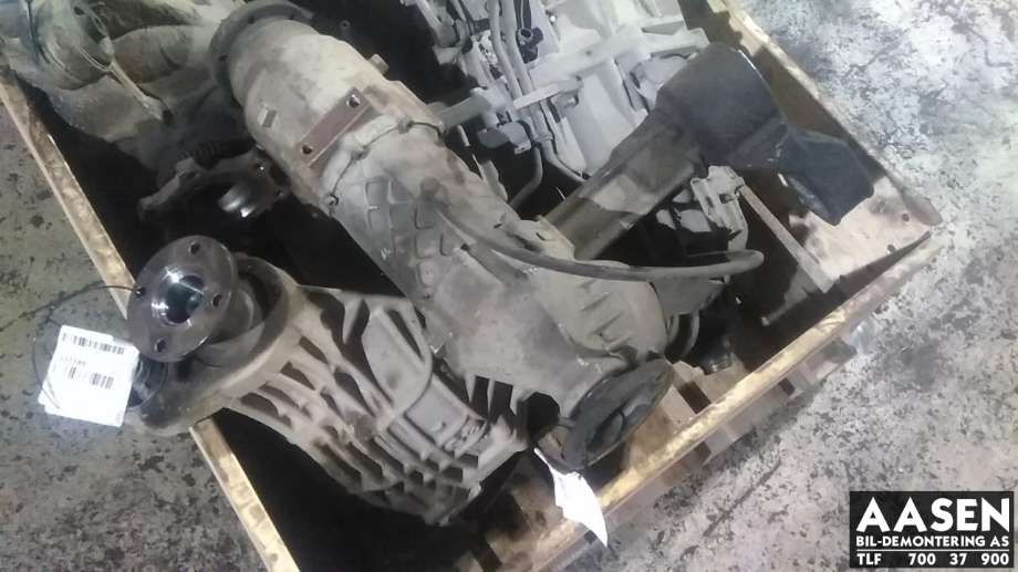 Kardang klokke foran til Nissan Pathfinder 2005-2010 (Fase 1) (R51) (R51) (38500EA400|)
