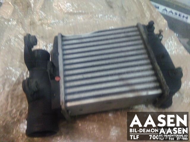 Intercooler til Audi A6 2005-2008 (Type III, Fase 1) (C6) (C6) (4F0 145 806 AA|)