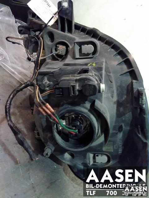 Frontlykt høyre halogen til Opel Vivaro A 2006-2014  (93859830|)