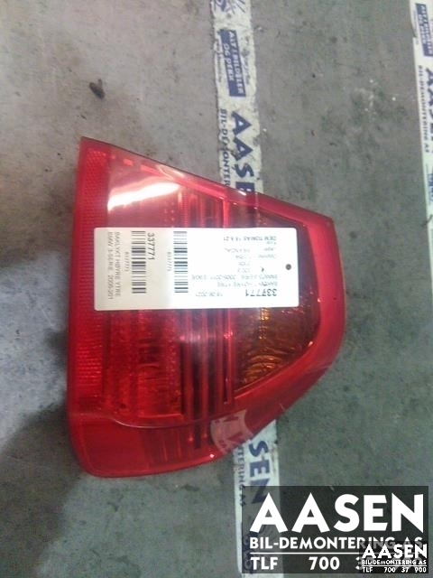 Baklykt høyre ytre til BMW 3-Serie 2005-2011 (E90/E91/E92/E93) (E90/E91/E92/E93) (63 21 6 937 458|)