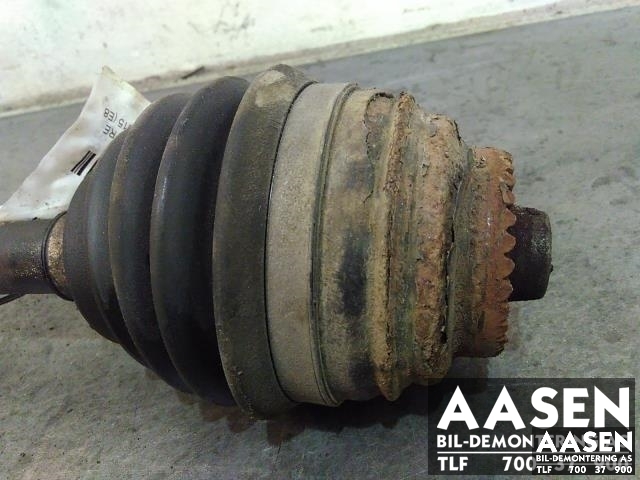 Drivaksel venstre foran, diesel/automat til BMW X1 2009-2015 (E84) (E84) (31 60 7 605 511|)