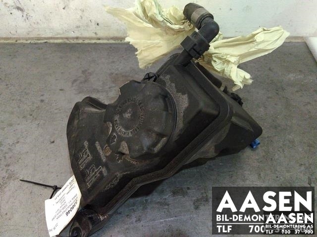 Ekspansjonstank til BMW X1 2009-2015 (E84) (E84) (17 13 8 570 079|)