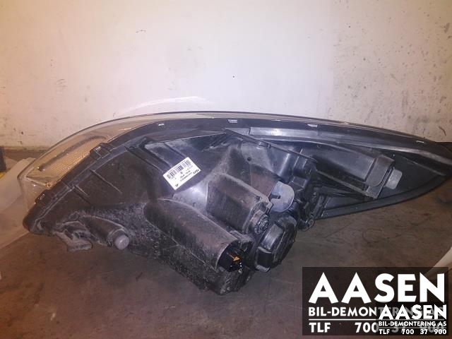 Frontlykt høyre halogen til Hyundai i20 2009-2014 (Type I)  (92102 4P000|)