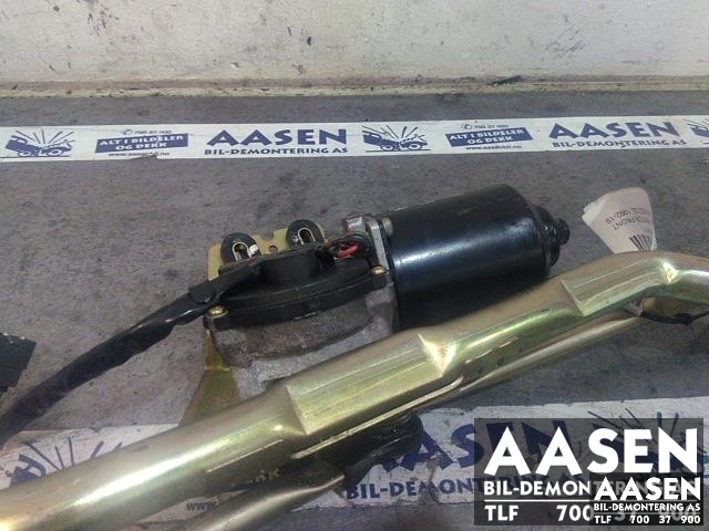 Viskermotor frontrute til Saab 9000 CS 1992-1998  