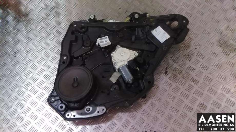 Ruteheis høyre bak til Mercedes CLA 2013-2019 (C117) (C117) (A 117 730 02 79|A 207 820 05 42|)