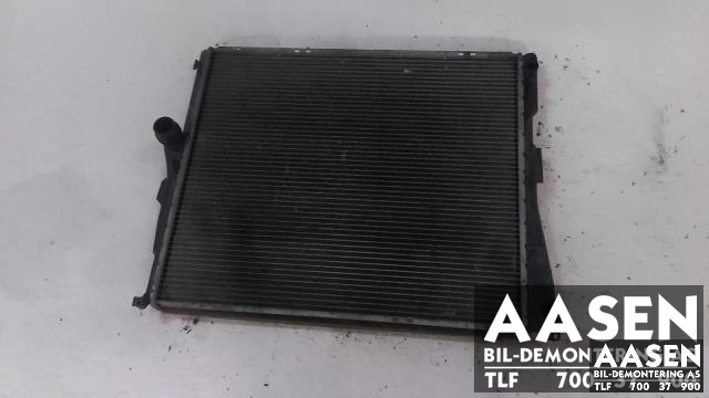 Radiator (manuell gir) til BMW X3, 2003-2006 (Fase 1) (E83) (E83) (17 11 3 400 013)
