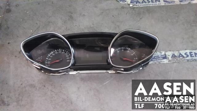 Instrumentpanel til Peugeot 308 2013-2021 (Type II) (98 098 382 80|)