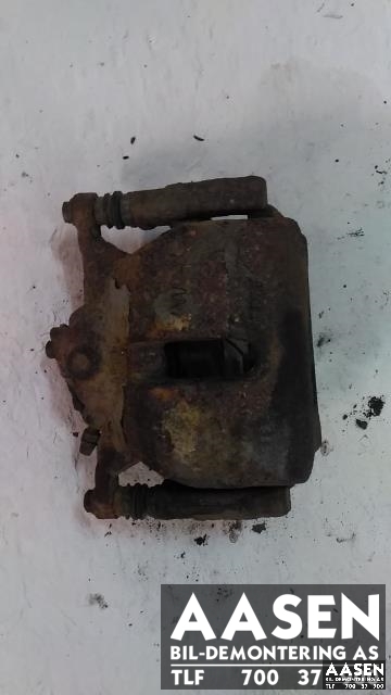 Bremsecaliper høyre foran til VW Caddy 2015-2020 (Type III, Fase 3) (TRW|8V0 615 124|)