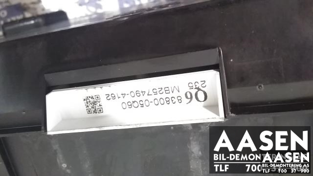 Instrumentpanel til Toyota Avensis 2009-2015 (Type III, Fase 1)  (DENSO|83800-05Q60|)