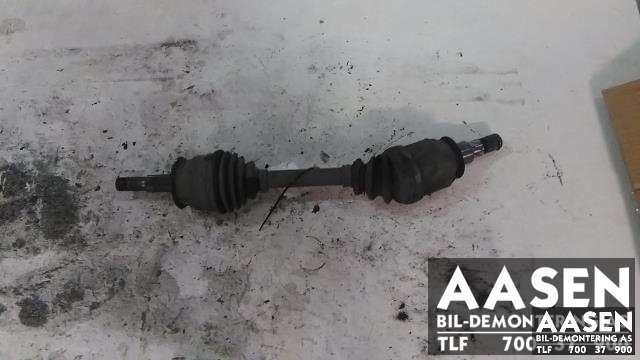 Drivaksel venstre foran, diesel/automat til Nissan Pathfinder 2005-2010 (Fase 1) (R51) (R51) (39100EB310|)