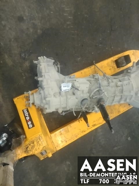 Girkasse 4WD hovedkasse til Toyota Hilux 2012-2016  (330300K820|)