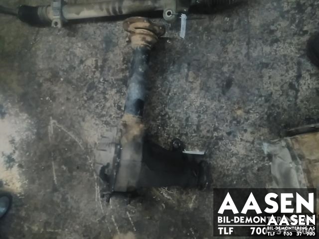 Kardang klokke foran til Toyota Hiace 2007-2012 (Fase 3)  