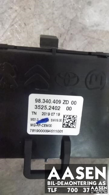 Varmeapparat betjening til Peugeot Partner 2019-->> (Type III)  (98430409ZD00|)
