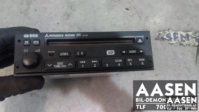 Bilstereo til Mitsubishi Pajero 2000-2006 (Type III) (MR337279|)