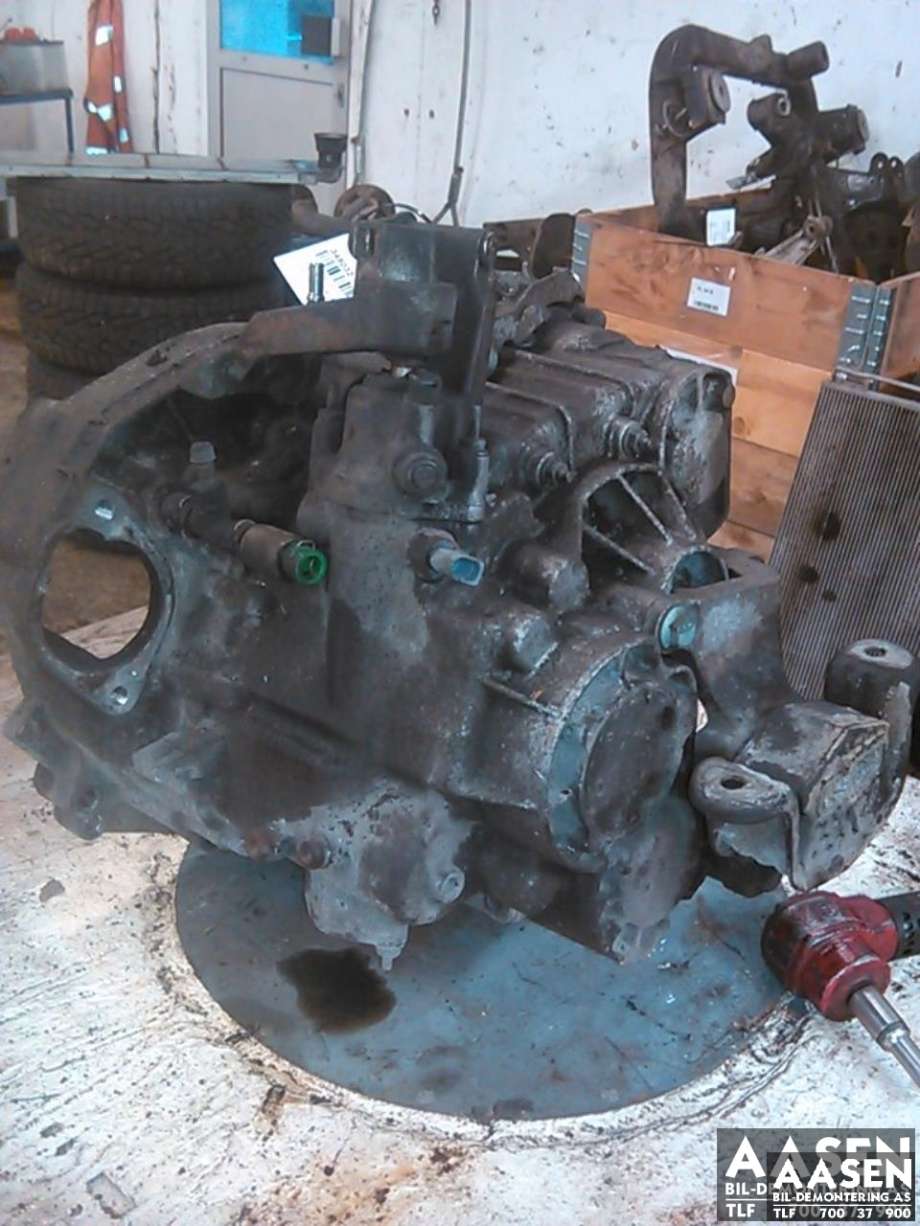 Girkasse 4WD hovedkasse til VW Transporter / Caravelle 2003-2009 (Fase 1) (T5) (T5) (0A5 300 011 MX|JKT|)