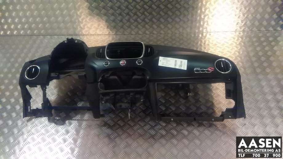Dashbord polstring til Fiat 500, 2008-2020  