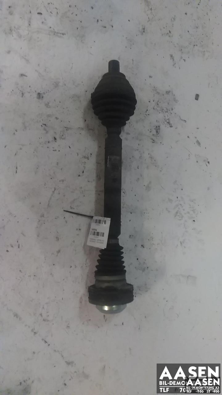 Drivaksel høyre foran, diesel/manuell til VW Caddy, 2015-2020 (Type III, Fase 3)  (5Q0 407 272 BL)