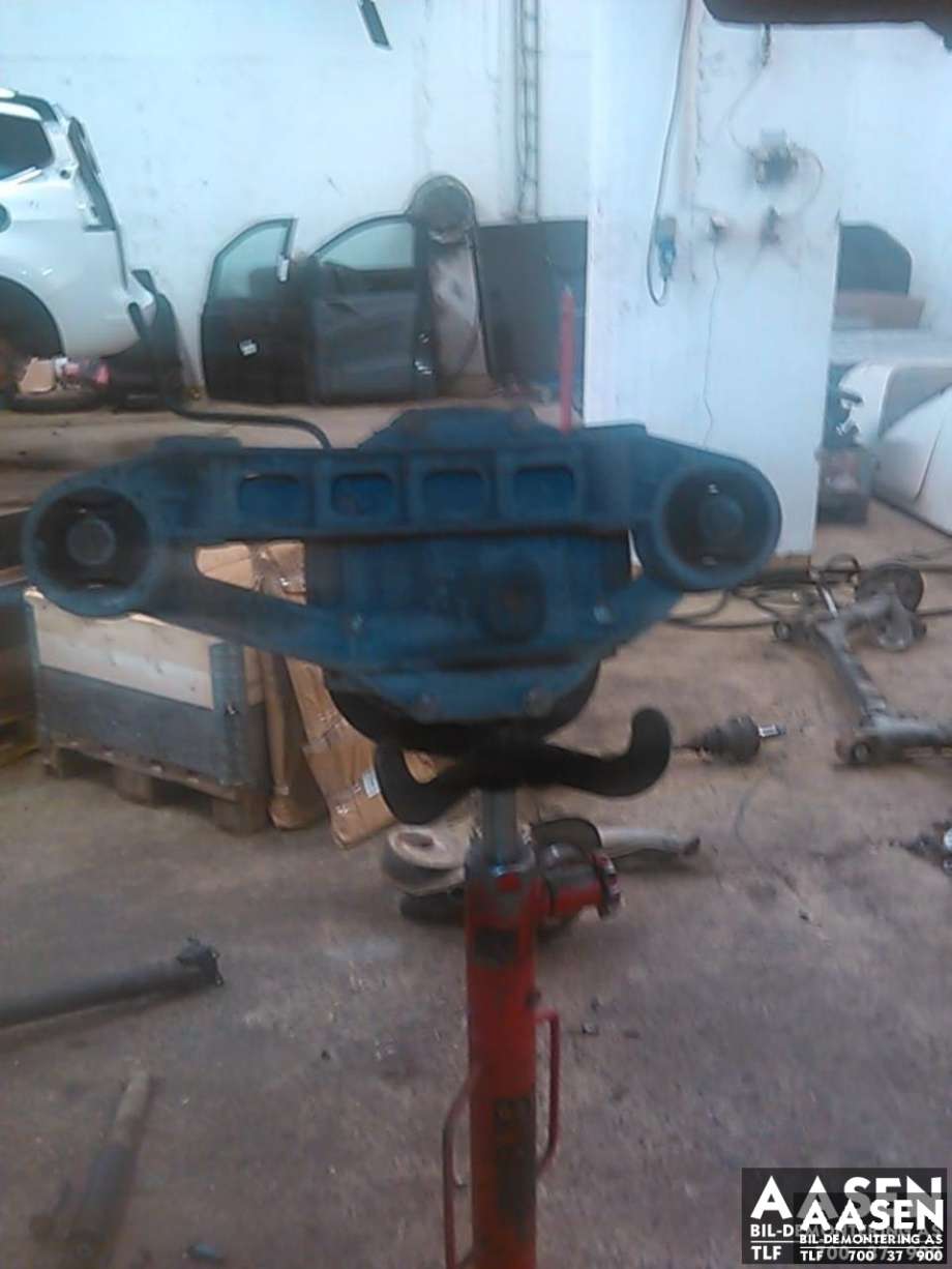 Kardang klokke bak til Mercedes Vito/Viano 2004-2010 (Fase 1) (W639) (W639) (A 639 350 14 14|)