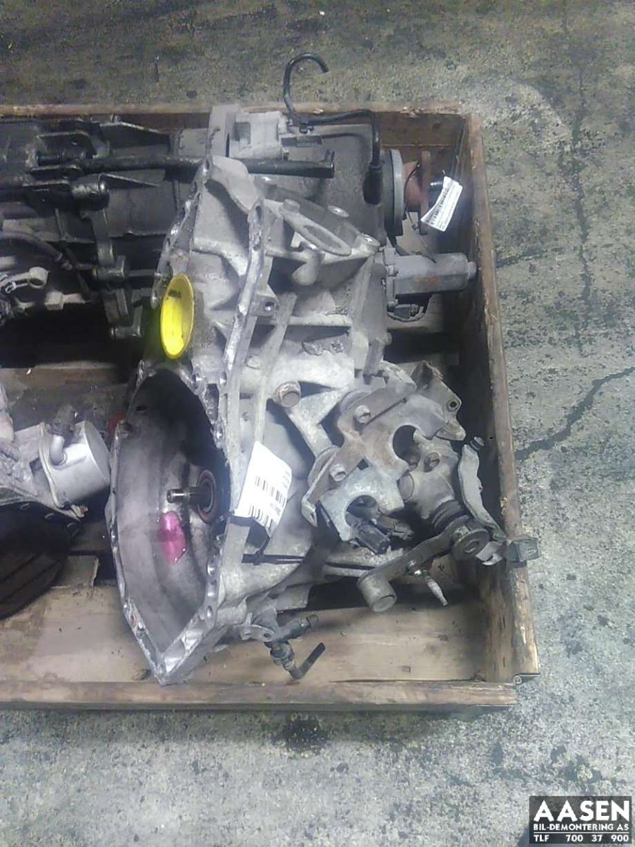 Girkasse 4WD hovedkasse til Suzuki Swift 2011-2017 (24711-71LA0|24721-79J02|)
