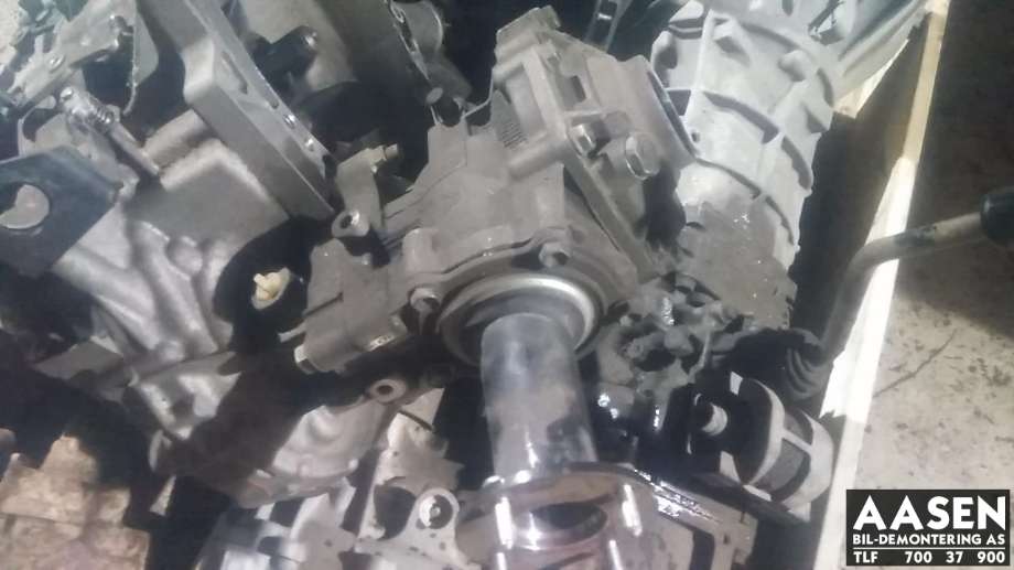 Girkasse 4WD fordelingskasse til Toyota Urban Cruiser, 2009-2014  (36100-52030)