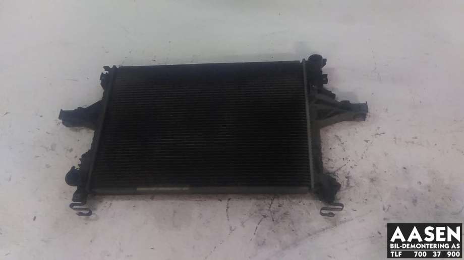 Radiator (manuell gir) til Volvo XC70, 2001-2004 (Type I, Fase 1)  (VALEO|30714047)