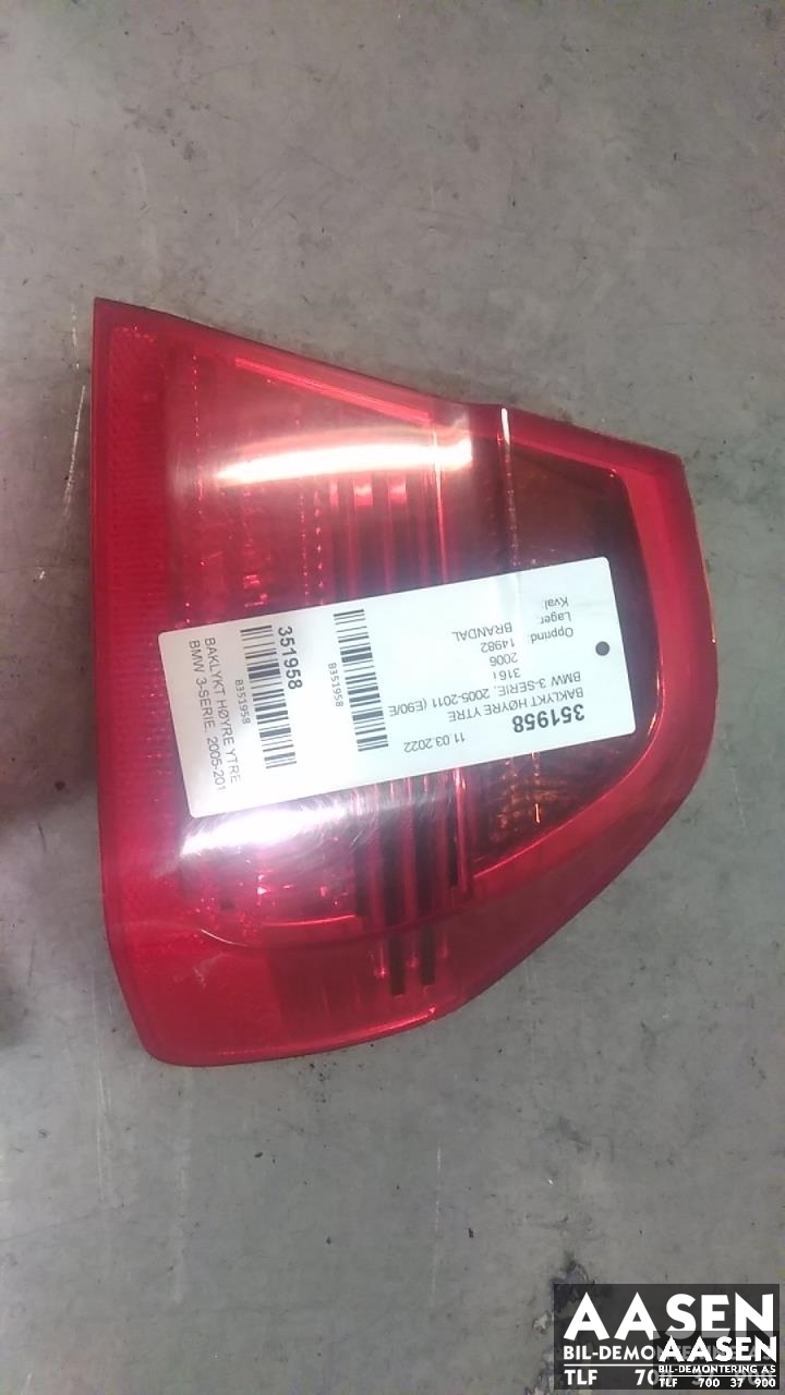 Baklykt høyre ytre til BMW 3-Serie 2005-2011 (E90/E91/E92/E93) (E90/E91/E92/E93) (63 21 6 937 458|)