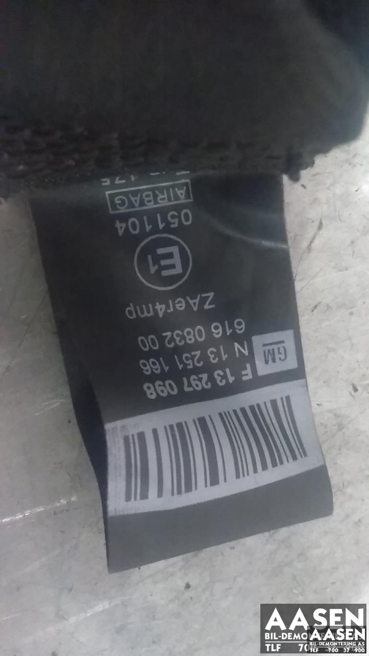 Sikkerhetsbelte foran høyre til Opel Astra J 2010-2015  (13297098|)