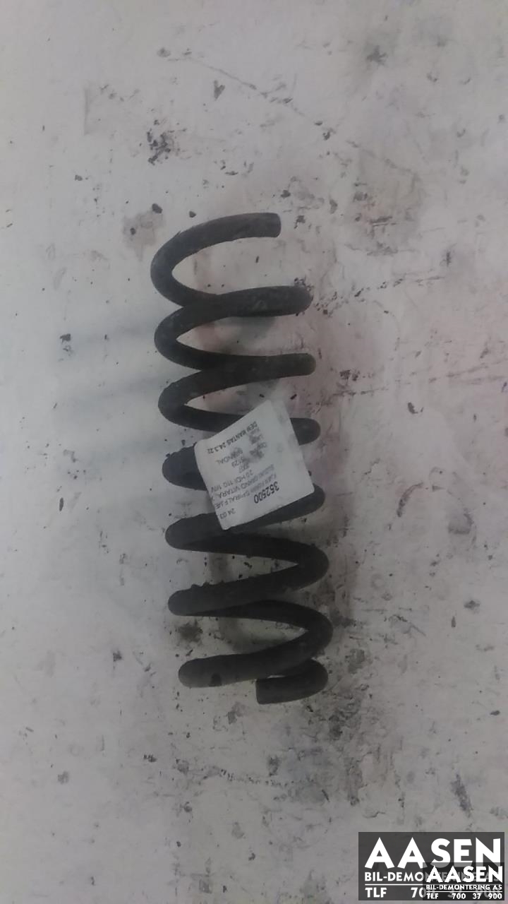 Fjær foran spiralfjær til Suzuki Grand Vitara, XL-7, 2001-2007  (41111-54J00)