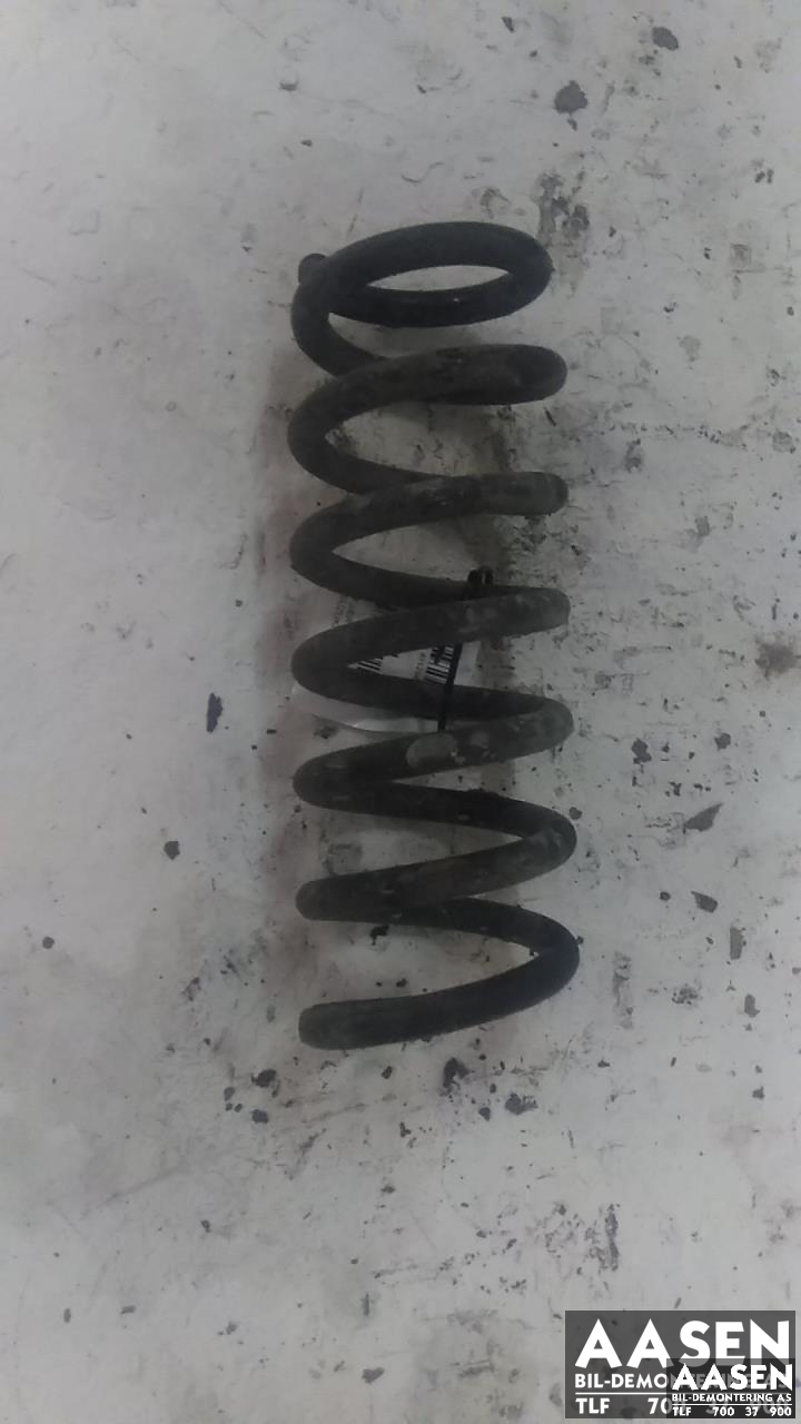 Fjær foran spiralfjær til Suzuki Grand Vitara, XL-7, 2001-2007  (41111-54J00)