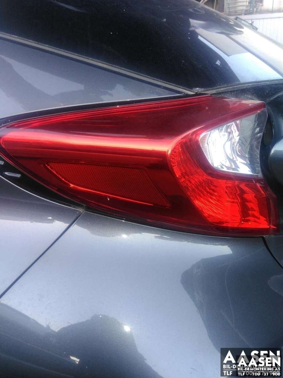Baklykt venstre ytre til Toyota C-HR 2016-->> (81561F4010|)